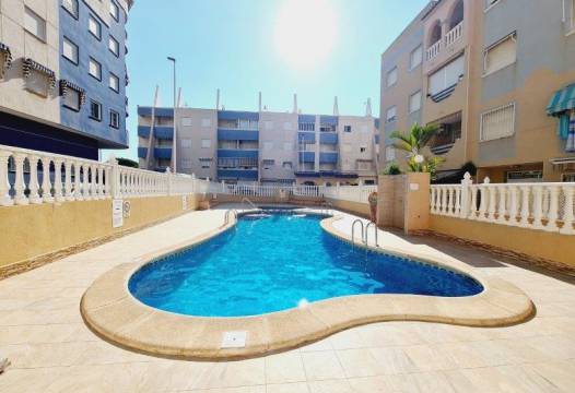 Apartment - Begagnat - Torrevieja - NHS1025