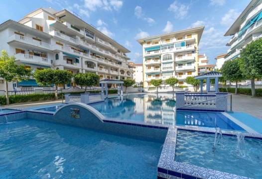 Apartment - Sale - Torrevieja - Los Europeos