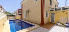 Brukt - Terraced house - Orihuela Costa - Campoamor