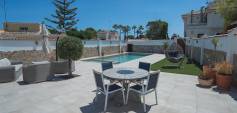 Brukt - Villa - Orihuela Costa - Punta Prima