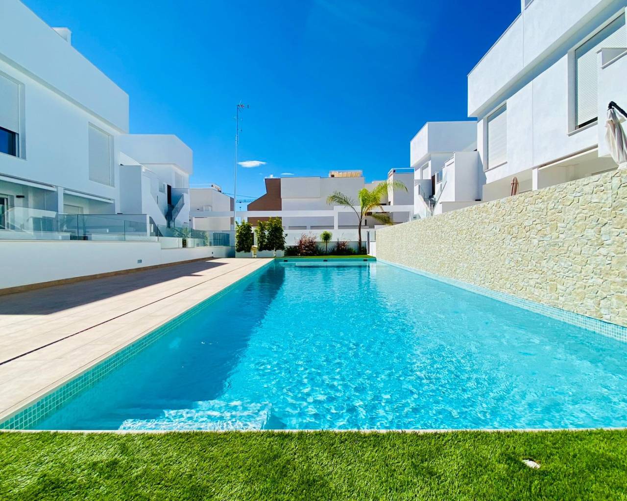 Bungalow · Nueva construcción  · Pilar de la Horadada · Polígono Industrial Zona Raimundo Bened