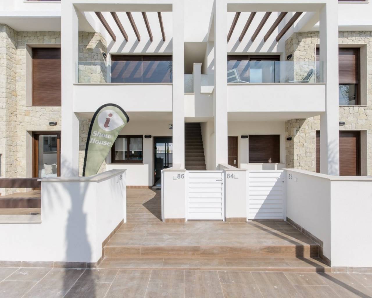 Bungalow · Nueva construcción  · Torrevieja · Los balcones