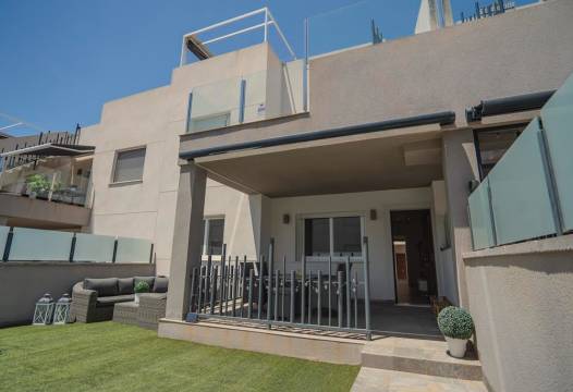 Bungalow - Venta - Torrevieja - NHH003