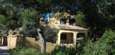 Gebraucht - Freistehende Villa - Las Filipinas
