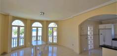 Gebraucht - Villa - Quesada