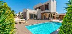 Gebraucht - Villa - Torrevieja - Aguas nuevas 1