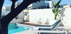 HERVERKOOP - Villa - Cabo Roig