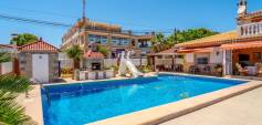 HERVERKOOP - Villa - Orihuela Costa - Campoamor