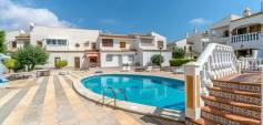 HERVERKOOP - Villa - Torrevieja - Los altos