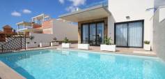 Nybyggnasjon - Villa - Orihuela Costa - Campoamor