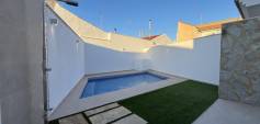 Nybyggnasjon - Villa - San Pedro del Pinatar - Lo pagan