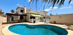 Sale - Villa - Orihuela Costa - La Zenia