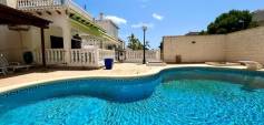 Sale - Villa - Orihuela Costa - La Zenia
