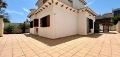 Sale - Villa - Orihuela Costa - La Zenia