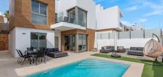 Sale - Villa - Orihuela Costa - Villamartín