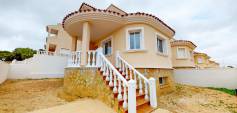 Venta - Villa independiente - San Miguel de Salinas