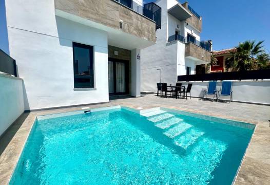 Villa - Begagnat - Torrevieja - La Siesta - El Salado - Torreta