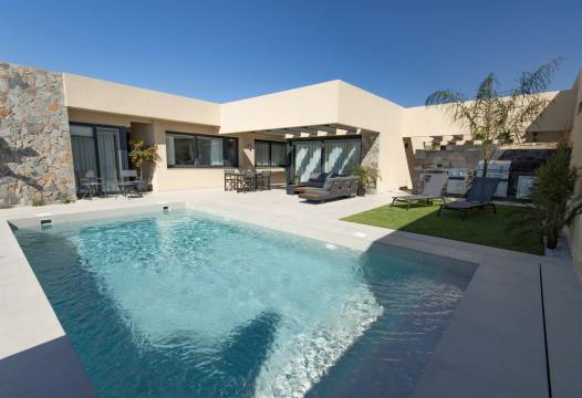 Villa - Nueva construcción  - BAÑOS Y MENDIGO - NHRM-77355