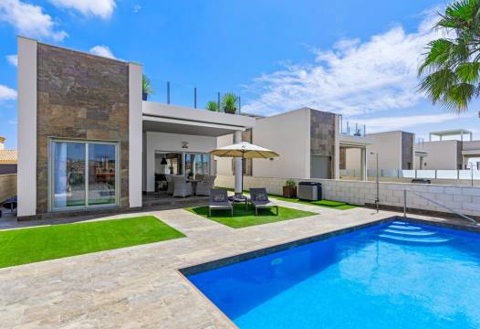 Villa - Sale - Villamartín - Villamartín