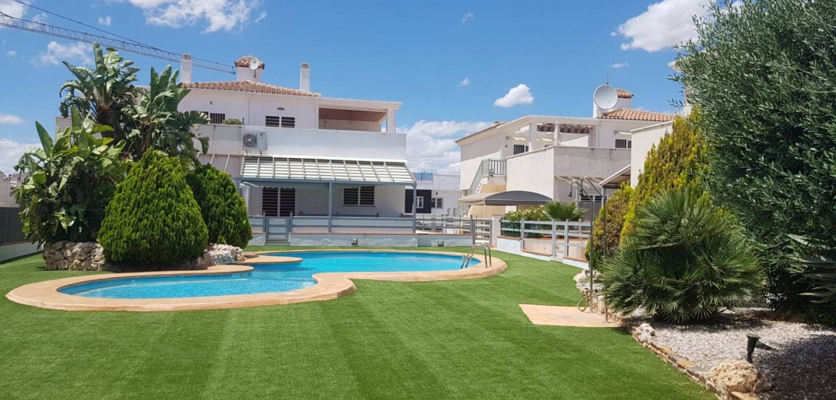 NIEUWBOUW - Villa - Daya Nueva - Costa Blanca South