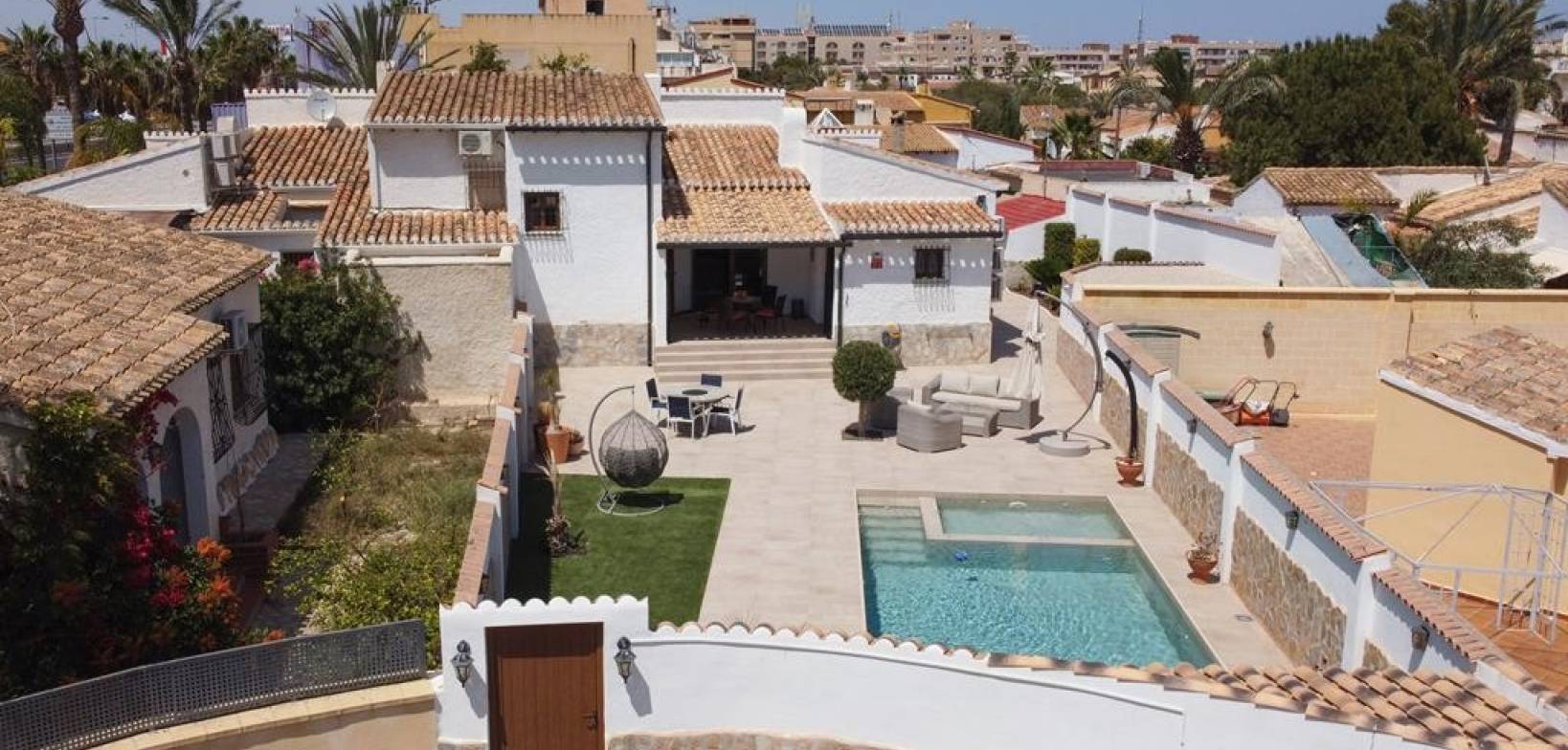 Brukt - Villa - Orihuela Costa - Punta Prima