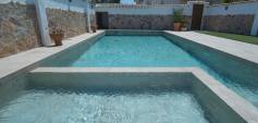 Sale - Villa - Orihuela Costa - Punta Prima