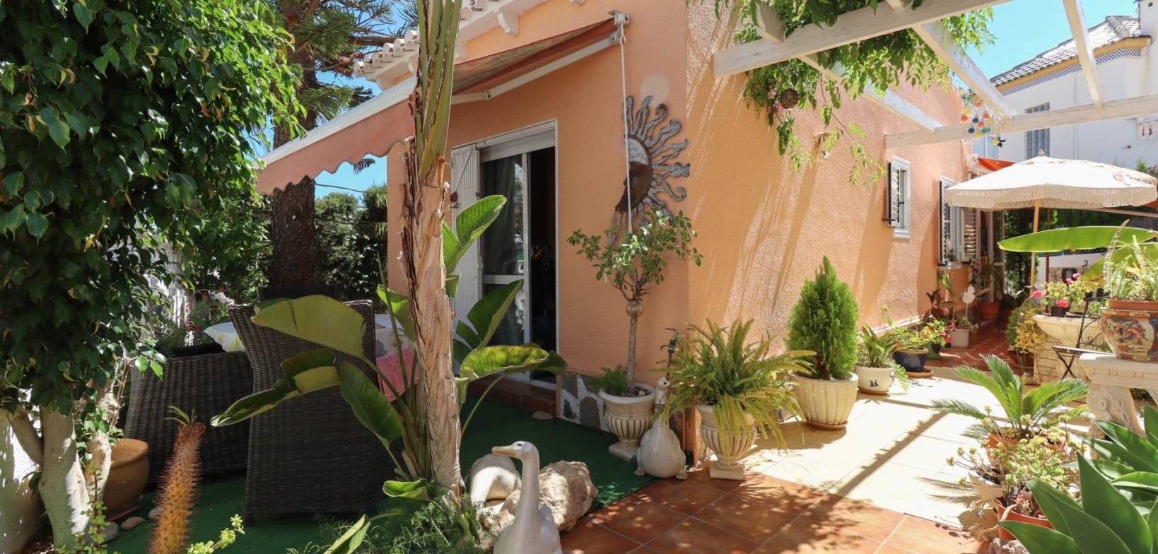 Gebraucht - Villa - Torrevieja - Los altos