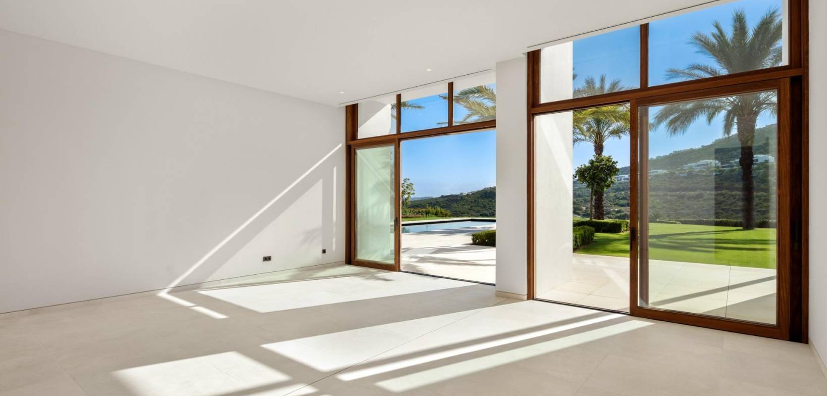 Neubau - Villa - Casares - Costa del Sol