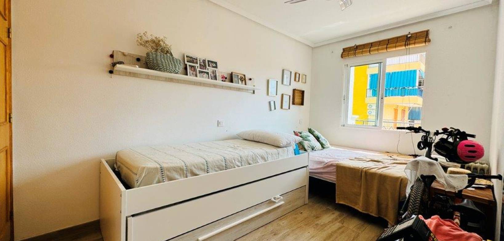 HERVERKOOP - Apartment - La Mata - Los Europeos