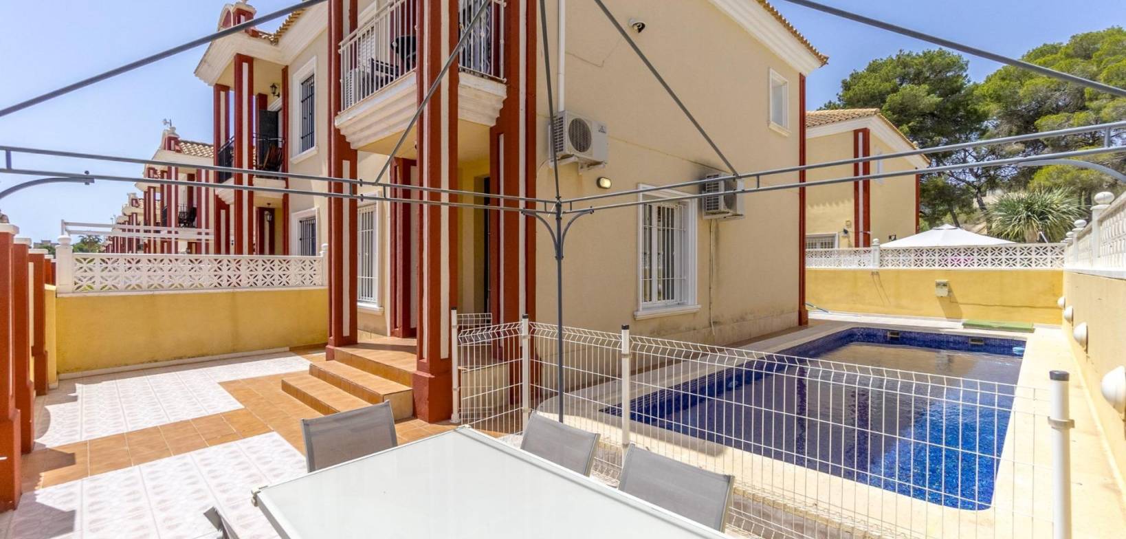 Gebraucht - Terraced house - Orihuela Costa - Campoamor