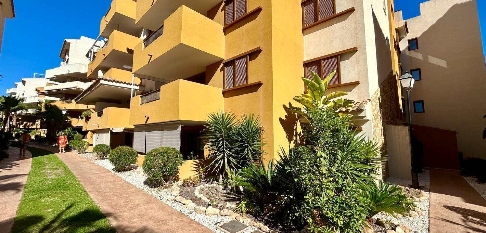 Sale - Apartment - Torrevieja - Punta prima