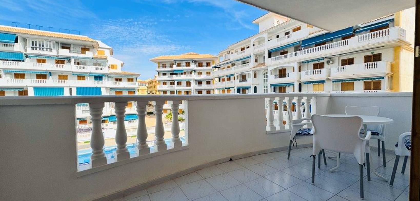 Revente - Apartment - La Mata