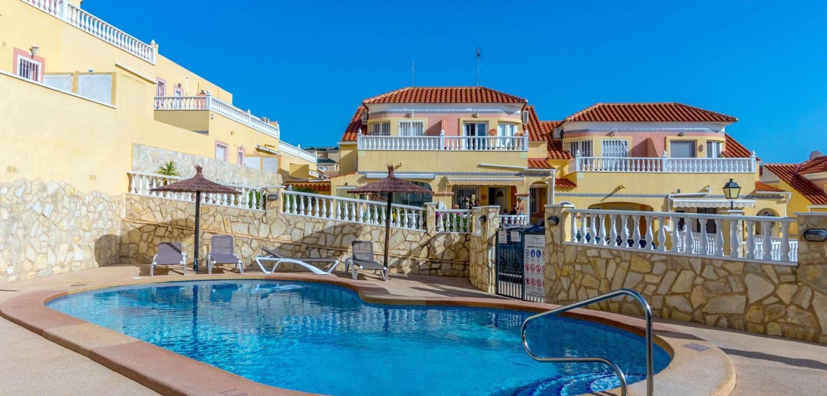 Venta - Terraced house - Orihuela Costa - Las Filipinas