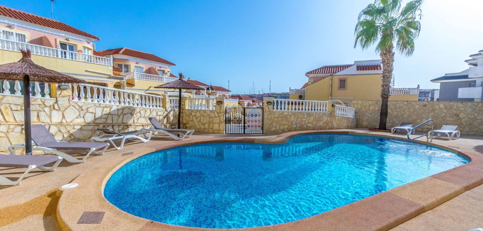 Venta - Terraced house - Orihuela Costa - Las Filipinas