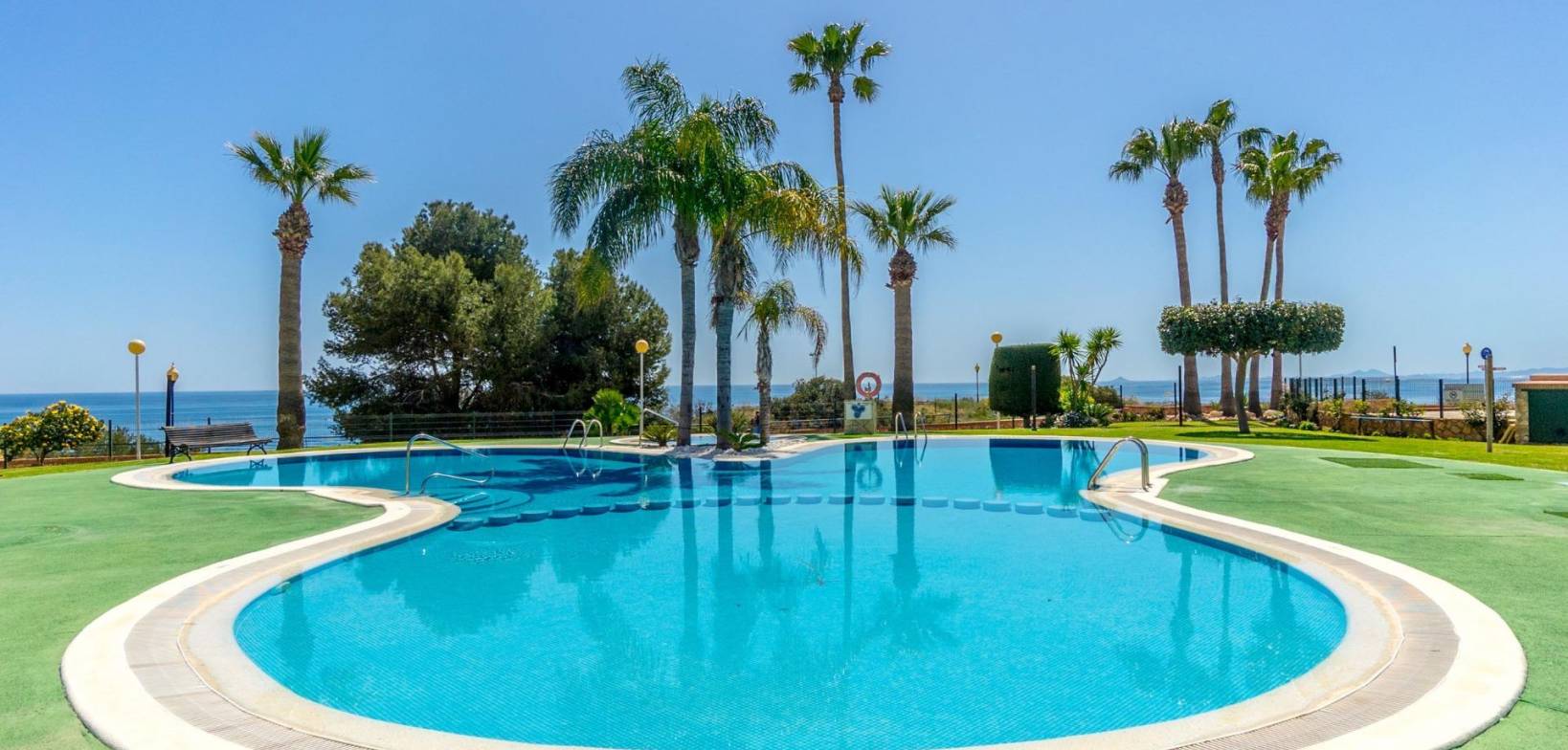 Sale - Apartment - Orihuela Costa - Campoamor