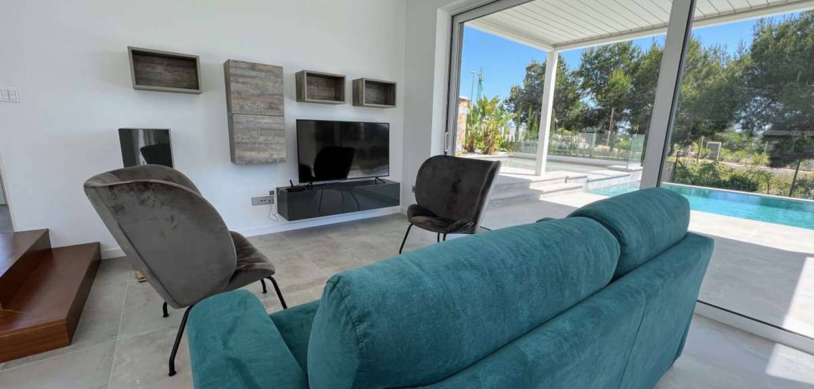 Begagnat - Villa - Las Colinas Golf and Country Club