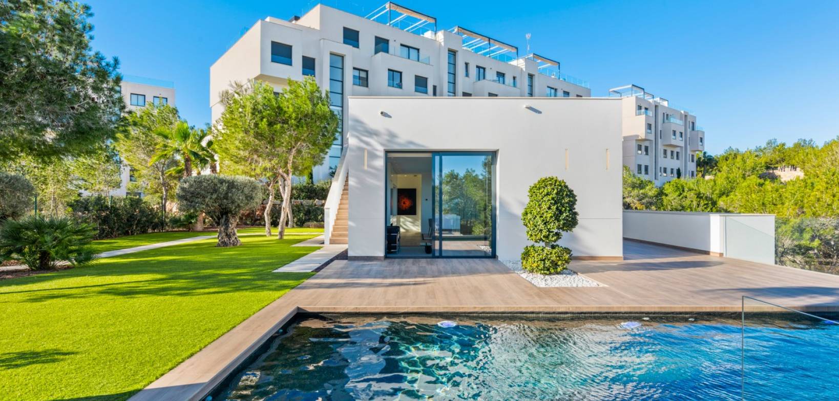 Sale - Villa - Las Colinas Golf Resort - Las Colinas golf