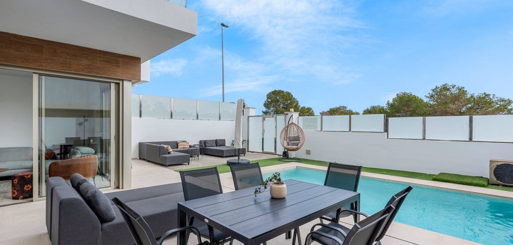 Sale - Villa - Orihuela Costa - Villamartín
