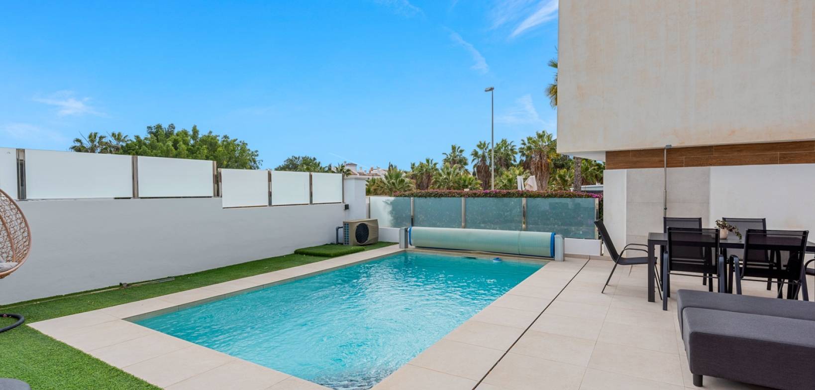 Sale - Villa - Orihuela Costa - Villamartín