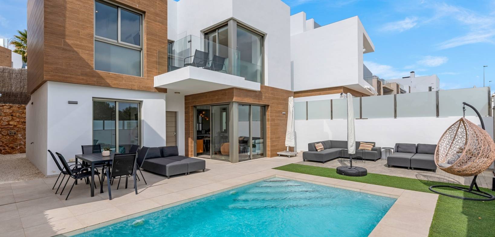 Sale - Villa - Orihuela Costa - Villamartín