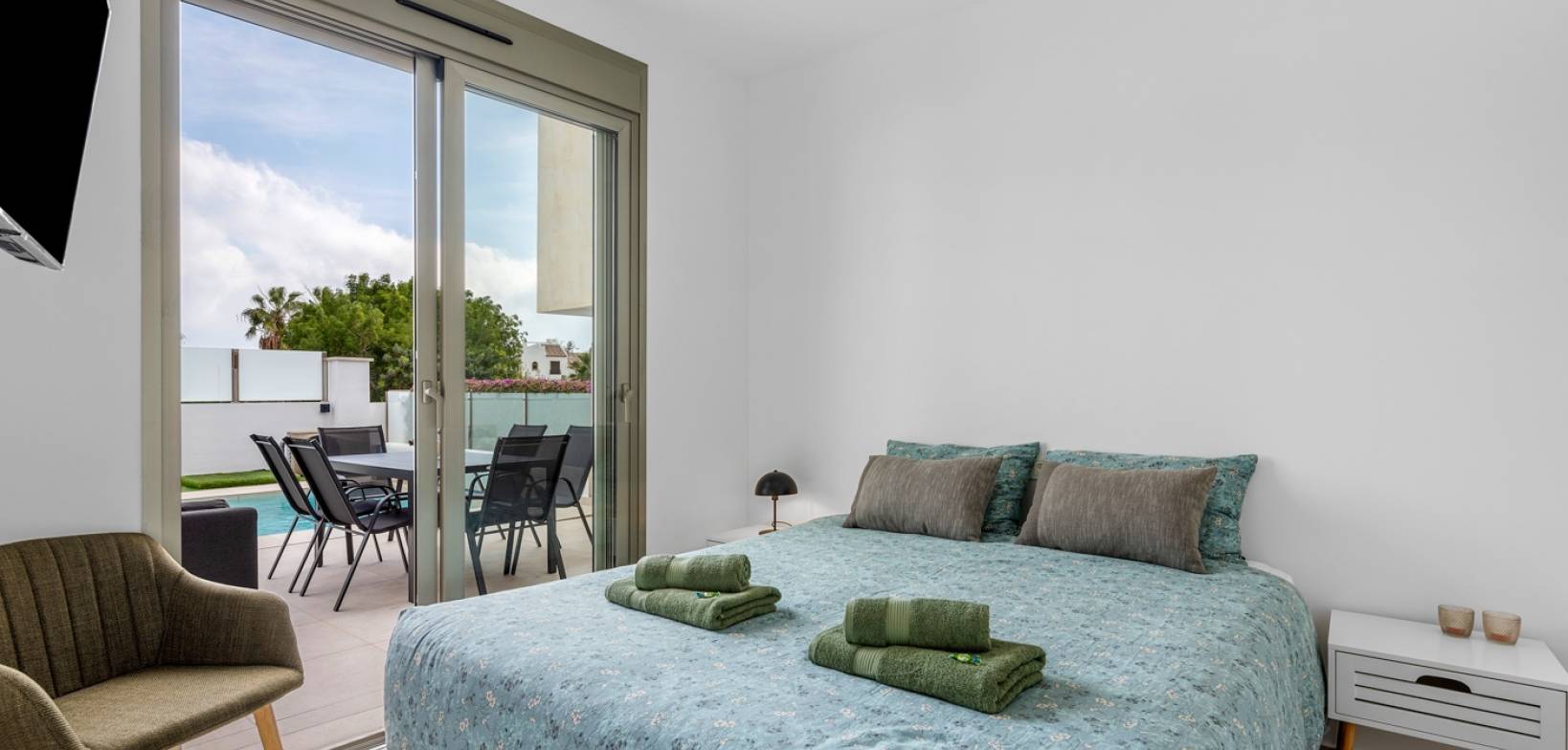 Sale - Villa - Orihuela Costa - Villamartín