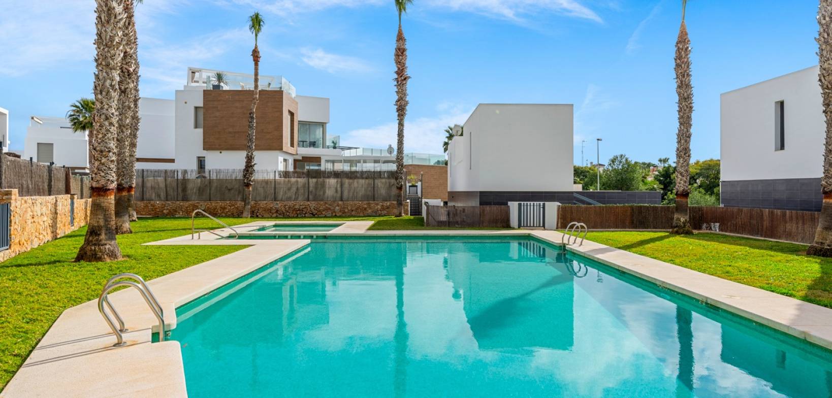 Sale - Villa - Orihuela Costa - Villamartín