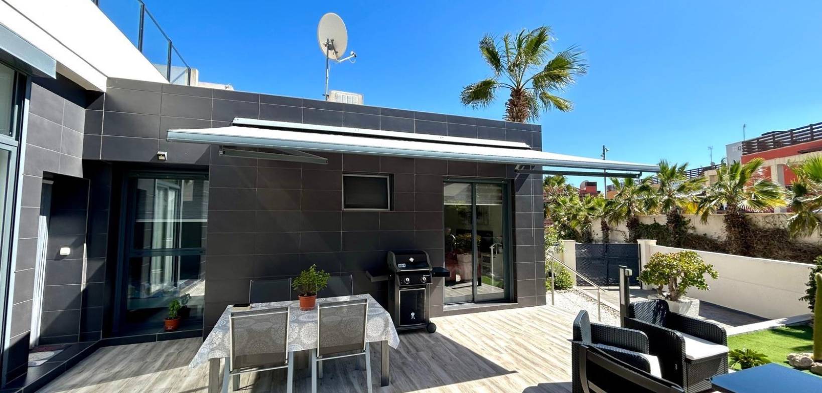 Sale - Villa - Orihuela Costa - Villamartín-Las Filipinas