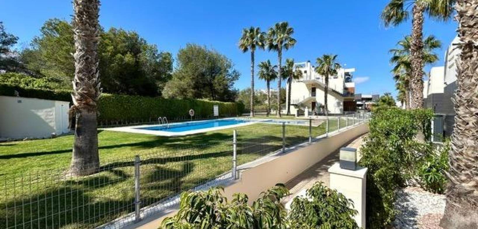 Sale - Villa - Orihuela Costa - Villamartín-Las Filipinas