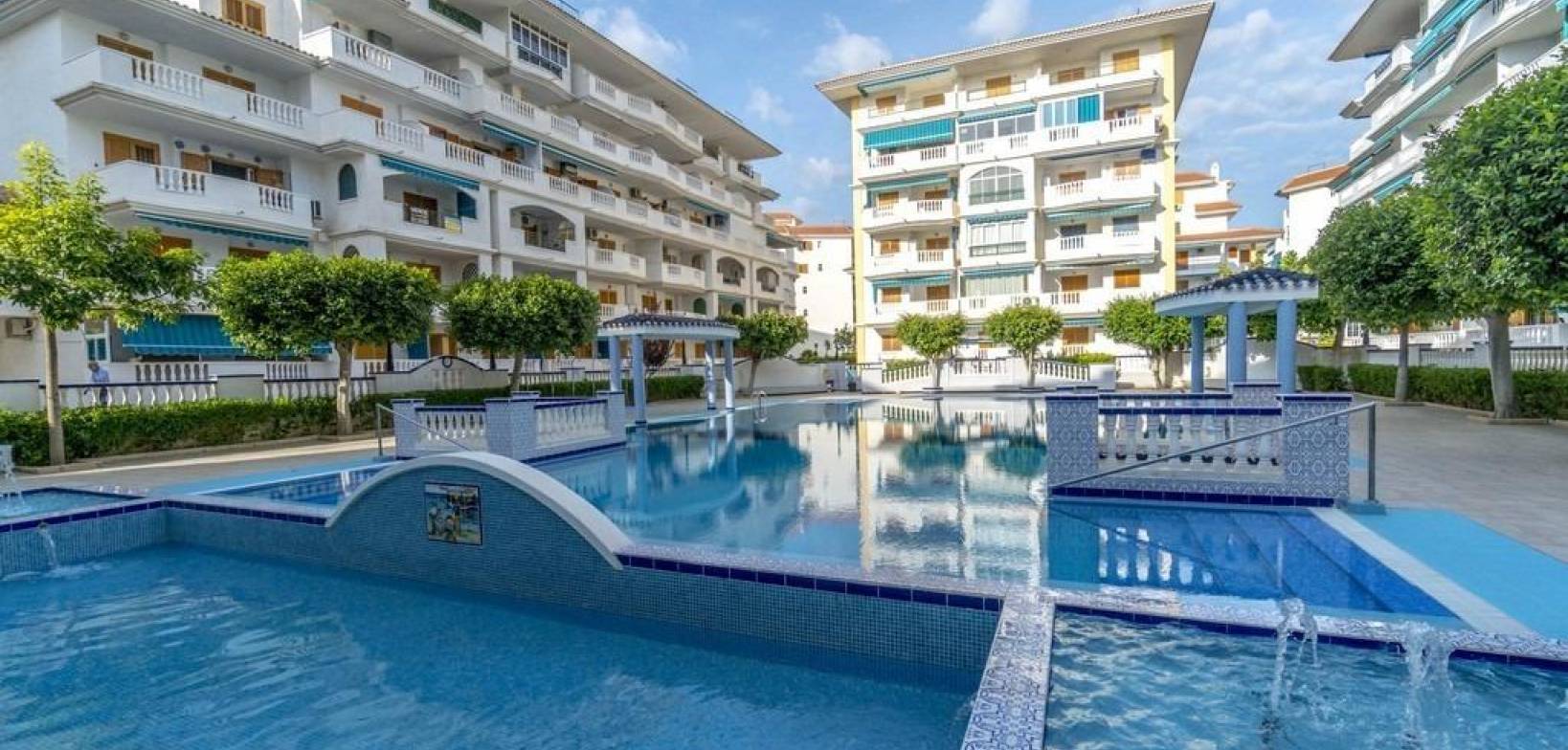 Sale - Apartment - Torrevieja - Los Europeos
