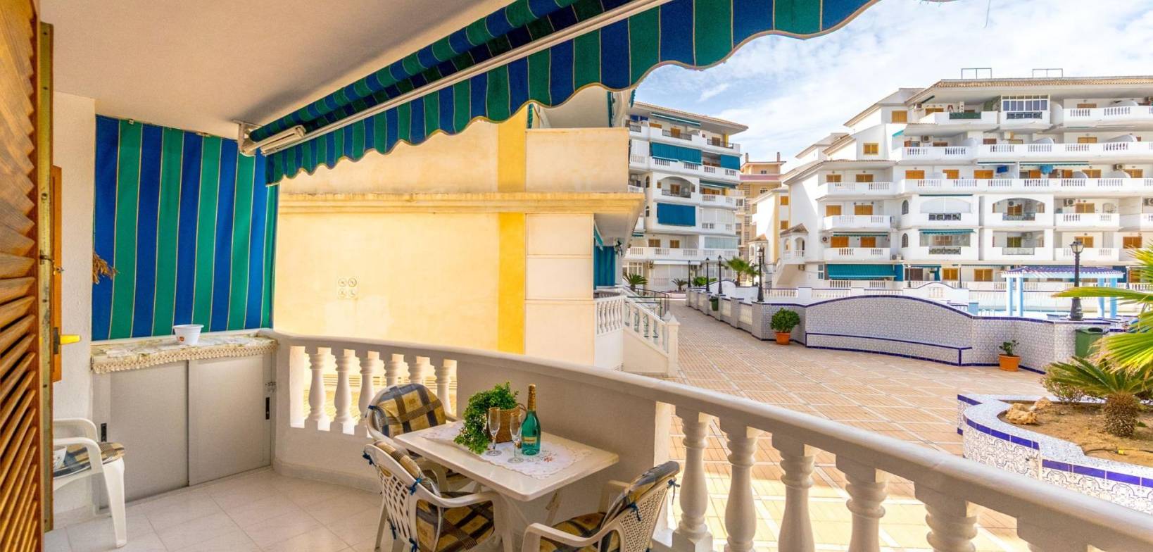 Sale - Apartment - Torrevieja - Los Europeos