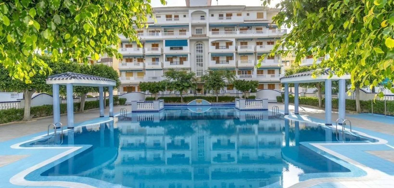Sale - Apartment - Torrevieja - Los Europeos