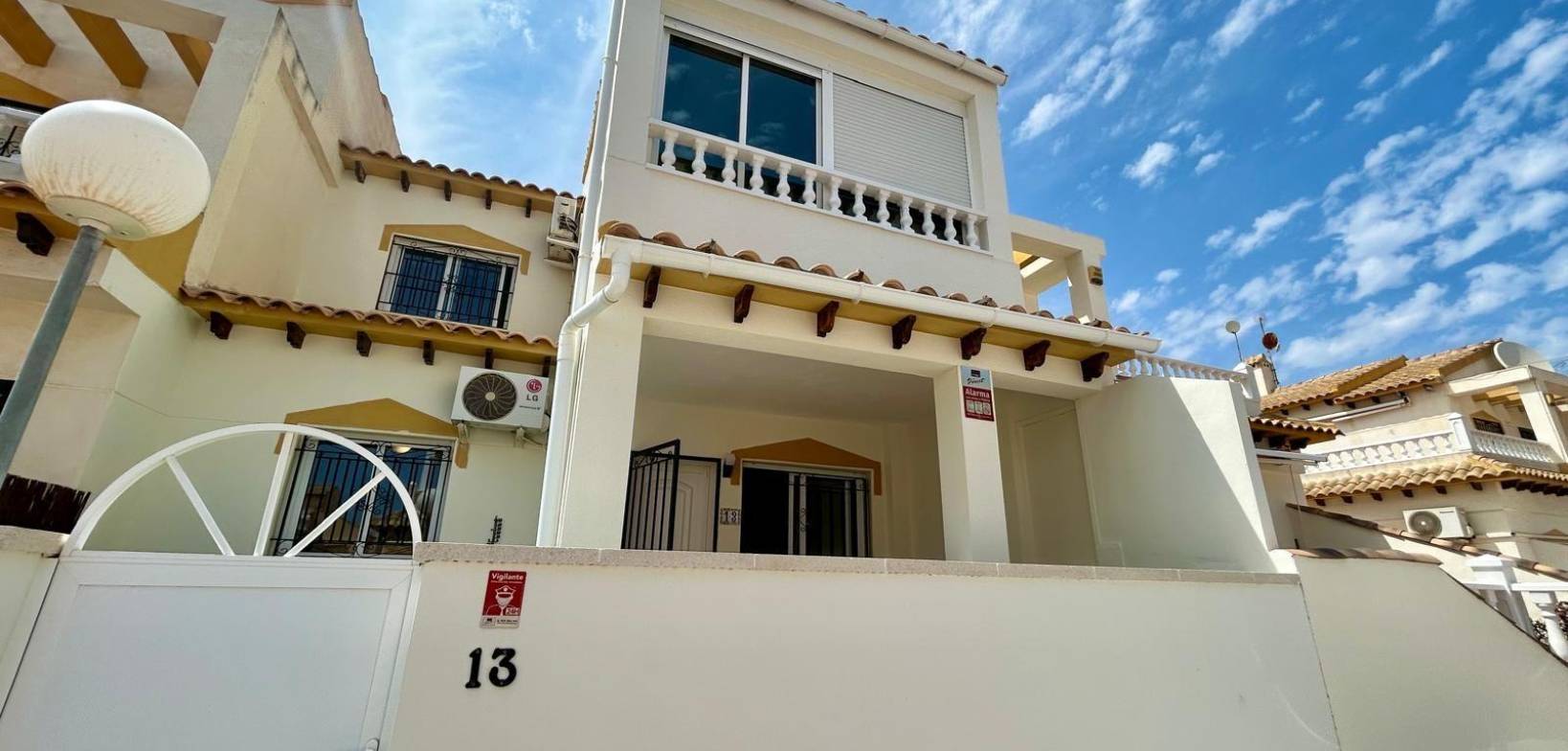 Begagnat - Terraced house - Orihuela - Urbanización Perla del Mar
