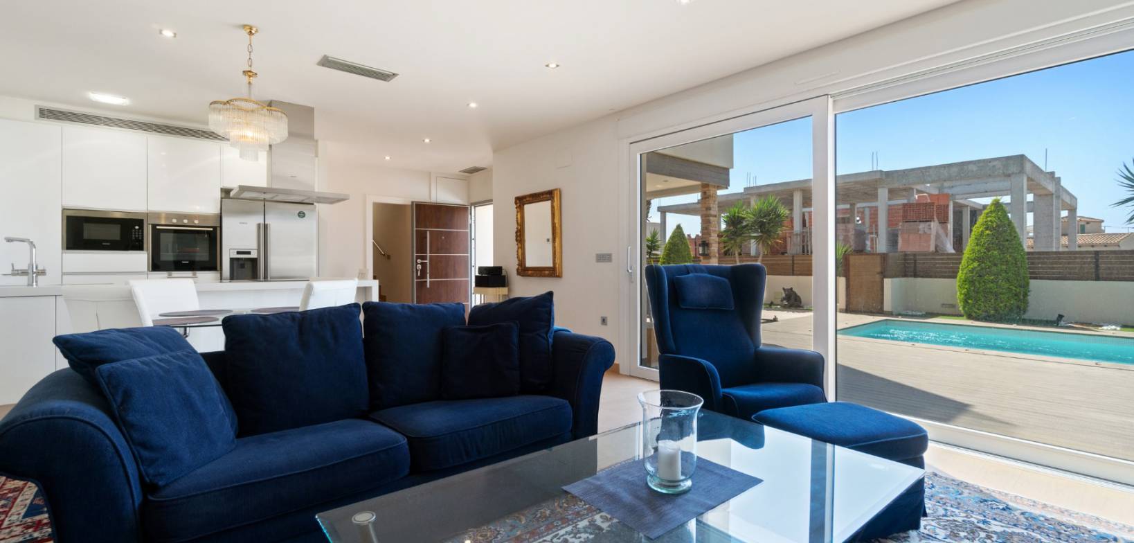 Sale - Villa - Torrevieja - Aguas nuevas 1