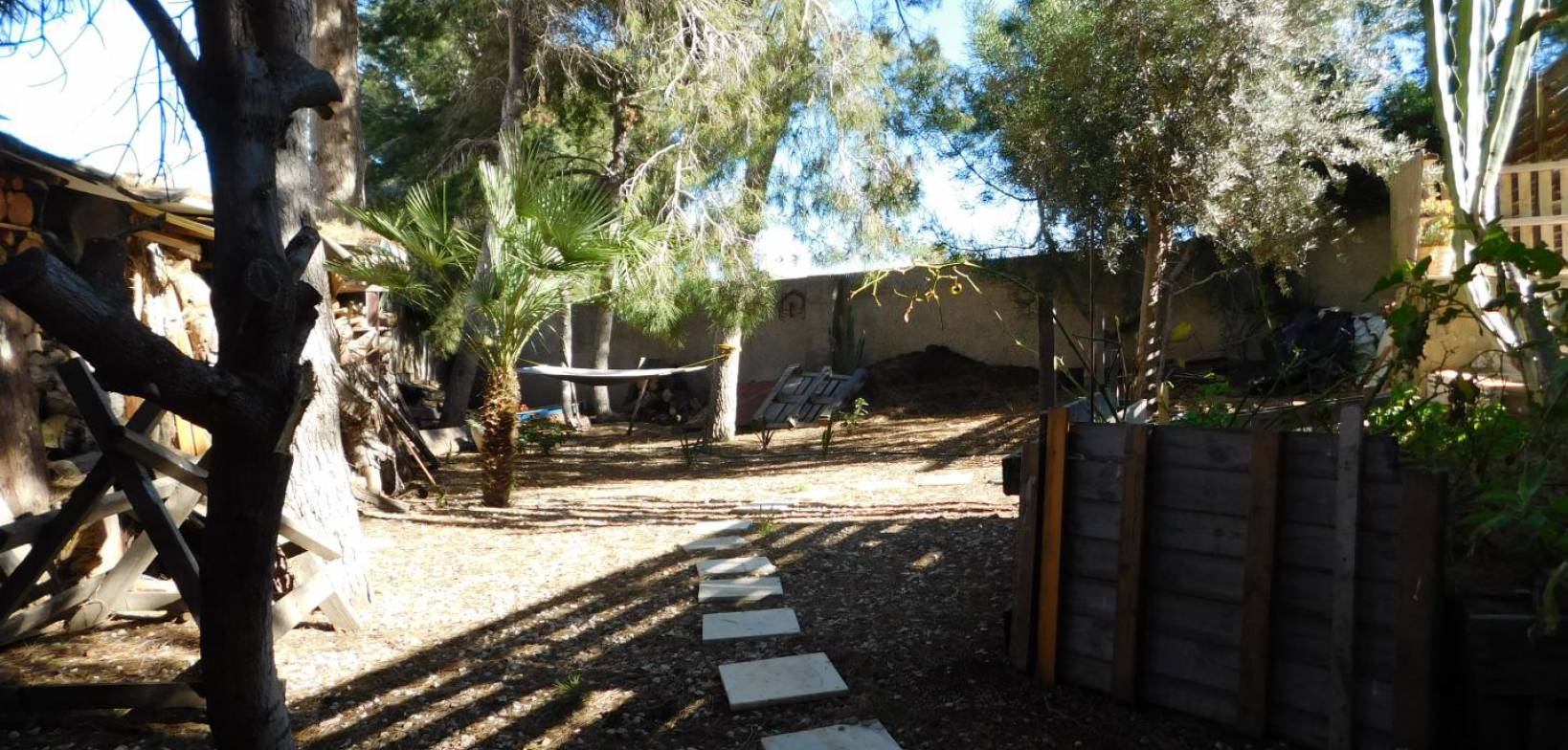 Venta - Villa independiente - Las Filipinas